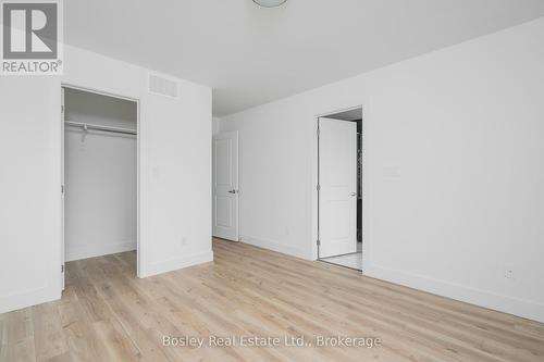 132 White Oak Crescent, Blue Mountains, ON - Indoor Photo Showing Other Room