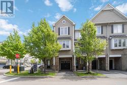 25 - 337 BEACH BOULEVARD  Hamilton, ON L8H 6W4