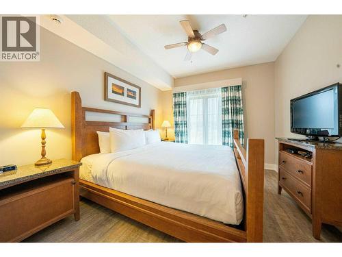 1200 Rancher Creek Road Road Unit# 328C, Osoyoos, BC - Indoor Photo Showing Bedroom