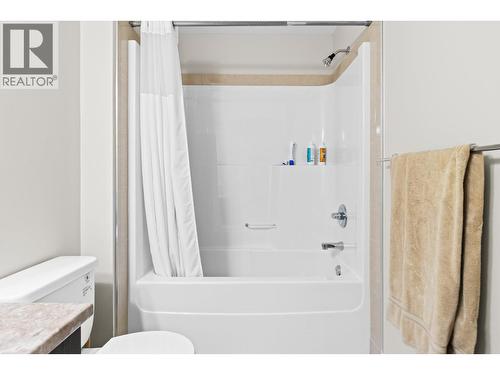 600 Boynton Place Unit# 56, Kelowna, BC - Indoor Photo Showing Bathroom