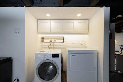 Laundry room - 45 Rue Hôtel-De-Ville, Vaudreuil-Dorion, QC - Indoor Photo Showing Laundry Room