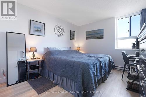 614 - 2020 Jasmine Crescent, Ottawa, ON - Indoor Photo Showing Bedroom