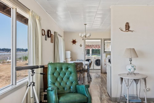 1494 Wilkinson Rd, Comox, BC 