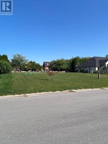 19120 Crest River Avenue, Lakeshore, ON 