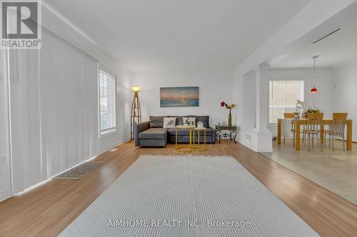 20 Wilkie Crescent, Guelph, ON - Indoor Photo Showing Living Room