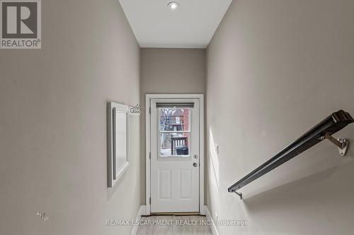 181 West Avenue, Hamilton, ON - Indoor Photo Showing Other Room