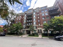 504 - 364 COOPER STREET  Ottawa, ON K2P 2P3