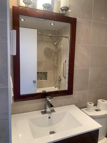 Salle de bains - 1757 Boul. Sunnybrooke, Dollard-Des-Ormeaux, QC - Indoor Photo Showing Bathroom