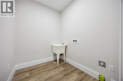237 Nicholas Street, Sarnia, ON - Indoor Photo Showing Other Room
