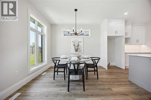 237 Nicholas Street, Sarnia, ON - Indoor Photo Showing Dining Room