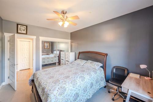 6865 Mountainview Drive, Oliver, BC - Indoor Photo Showing Bedroom