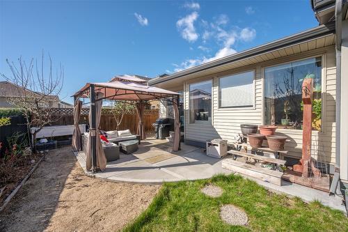 6865 Mountainview Drive, Oliver, BC - Outdoor With Deck Patio Veranda