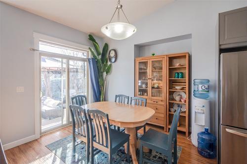 6865 Mountainview Drive, Oliver, BC - Indoor Photo Showing Dining Room
