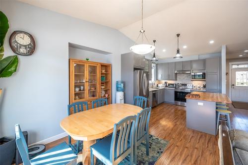 6865 Mountainview Drive, Oliver, BC - Indoor