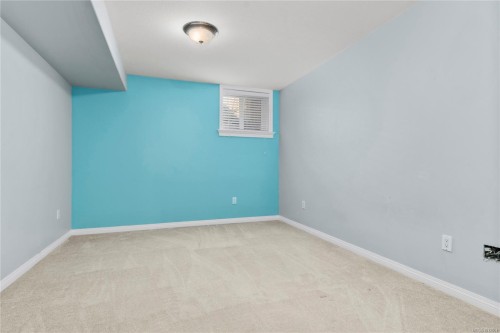 228 Maryland Rd, Campbell River, BC 