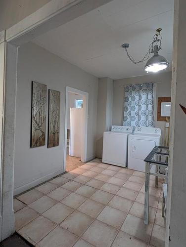 70 Second Avenue, Benito, MB - Indoor