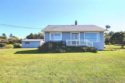 234 Route 132  Baie-Des-Sables, QC G0J 1C0