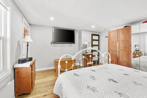 Chambre à coucher principale - 244 Rue Ste-Marie, Terrebonne (Terrebonne), QC - Indoor Photo Showing Other Room