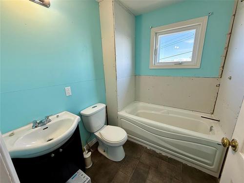 119 Main Road, Bishops Cove, NL 