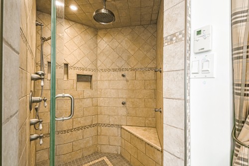 Salle de bains attenante à la CCP - 465 Rue Des Lilas, Sainte-Adèle, QC - Indoor Photo Showing Bathroom