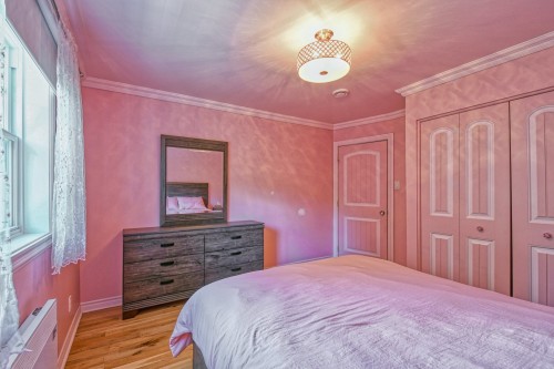 Chambre à coucher - 465 Rue Des Lilas, Sainte-Adèle, QC - Indoor Photo Showing Bedroom