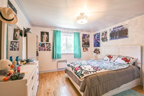 Chambre à coucher - 465 Rue Des Lilas, Sainte-Adèle, QC - Indoor Photo Showing Bedroom