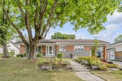 887 Rue Philippe-Méthé  Québec (Sainte-Foy/Sillery/Cap-Rouge), QC G1X 2P1