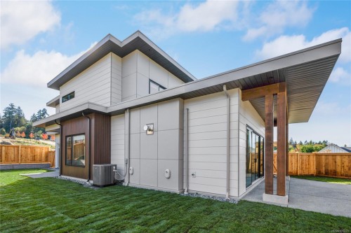 6970 Shale Rd, Lantzville, BC 