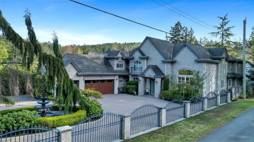 4668 Cordova Bay Rd, Saanich, BC 