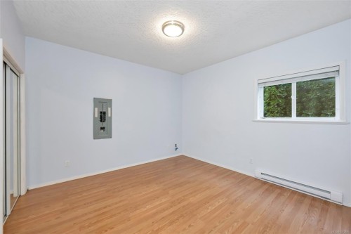 4668 Cordova Bay Rd, Saanich, BC 