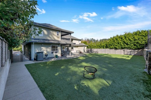 4668 Cordova Bay Rd, Saanich, BC 