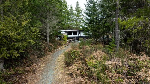 815 Spider Lake Rd, Qualicum Beach, BC 