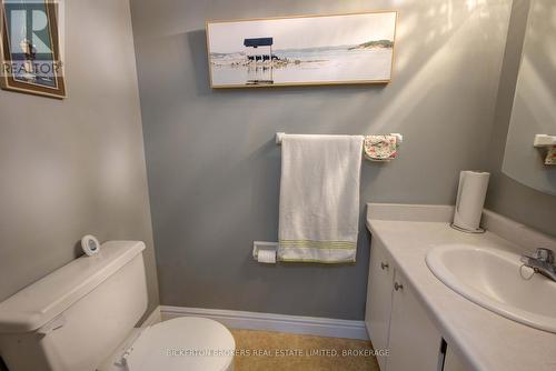 301 - 610 William Street S, Gananoque, ON - Indoor Photo Showing Bathroom
