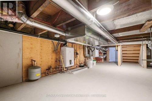 1996 6Th Avenue W, Owen Sound, ON - Indoor Photo Showing Basement