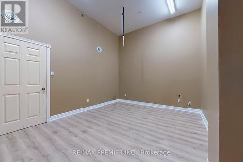 17 - 5484 Tomken Road, Mississauga, ON 