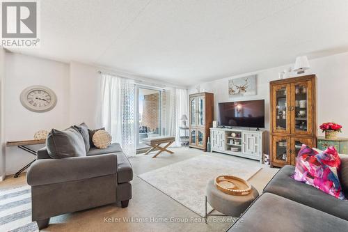 105 - 8 CHRISTOPHER COURT  Guelph (Kortright West), ON N1G 4N7