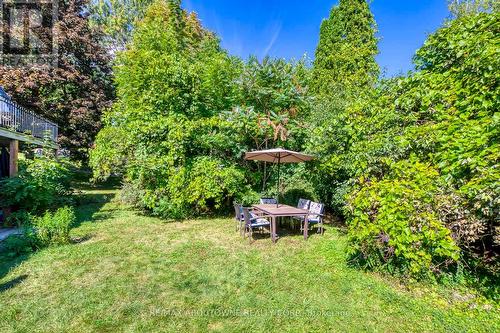 1310 Beaufort Drive, Burlington, ON - Outdoor