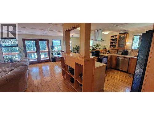 9841 Talbot Road, Salmo, BC 