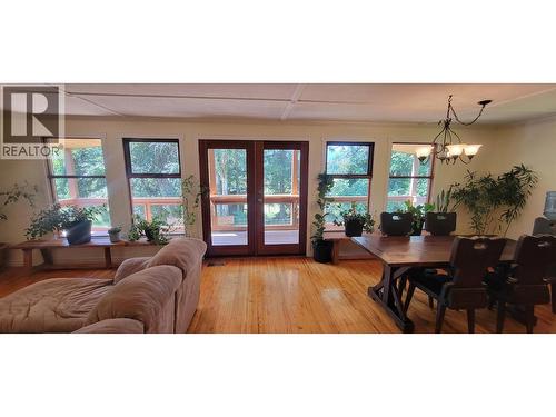 9841 Talbot Road, Salmo, BC 