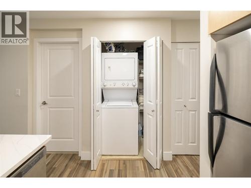563 Yates Road Unit# 205, Kelowna, BC - Indoor Photo Showing Laundry Room