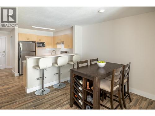563 Yates Road Unit# 205, Kelowna, BC - Indoor Photo Showing Dining Room