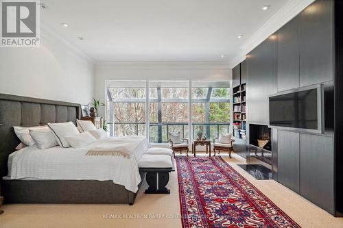 18 Timberglade Court, Toronto, ON - Indoor Photo Showing Bedroom