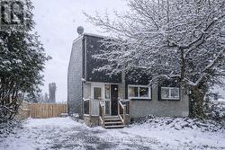 1432 LEIGH CRESCENT  Ottawa, ON K1J 8E4