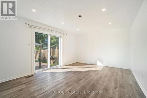 1432 Leigh Crescent, Ottawa, ON - Indoor Photo Showing Other Room