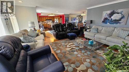2.5 Km South Of Cabri, Cabri, SK - Indoor Photo Showing Living Room