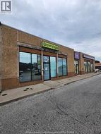 3381 WALKER ROAD  Windsor, ON N8W 3R9