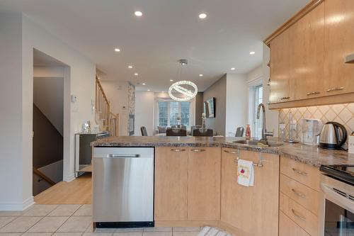 Cuisine - 10-4501 Boul. Dagenais O., Laval (Fabreville), QC 