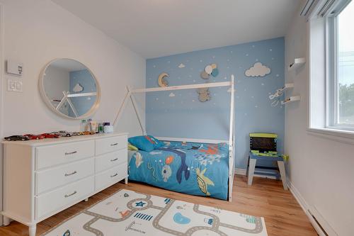 Bedroom - 10-4501 Boul. Dagenais O., Laval (Fabreville), QC 