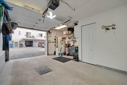 Garage - 