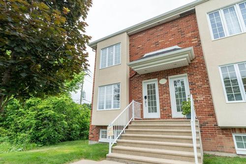 Façade - 10-4501 Boul. Dagenais O., Laval (Fabreville), QC 